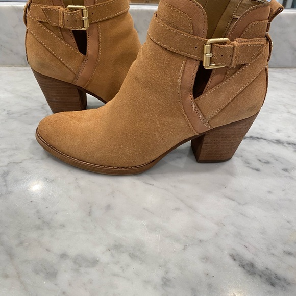 Sam Edelman Booties - Picture 4 of 6